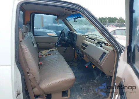 1993 Chevrolet Gmt-400 C1500 из США, поврежденный, VIN 1GCEC14C7PE247889